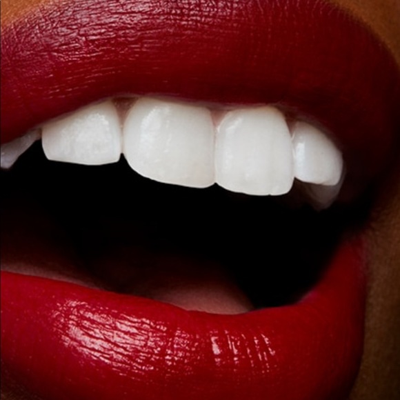 MAC Cosmetics Matte Lipstick in E For Effortless & Bated Breath - Picture 8 of 15